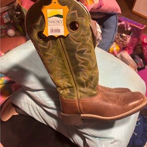 Kids Brown and Green Boots